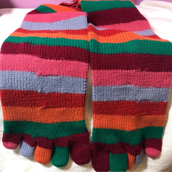 GUC Fun Vintage 70s Rainbow Toe Socks Woman's Knit Hippy Retro Wear Multi-Color - Picture 9 of 14